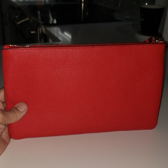 NWT Henri Bendel ABOUT TOWN Pouch - Picture 5 of 8